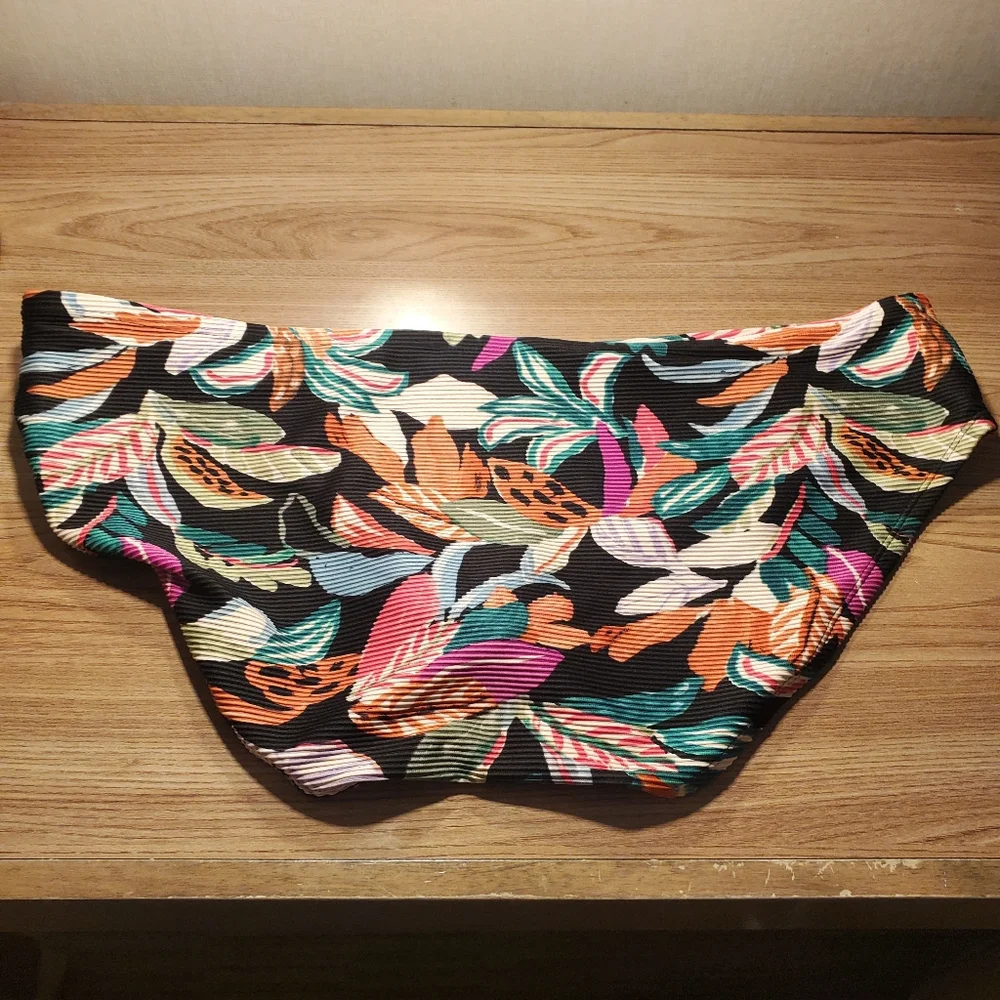 Bikini Bottom - Picture 2 of 5